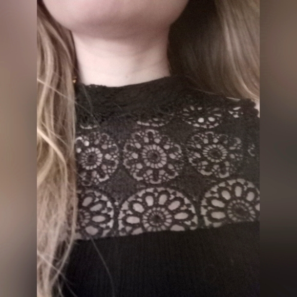 HINT OF MINT - Lace Little Black Dress in Goth / Gothic Style with Handmade Belt - Picture 10 of 16